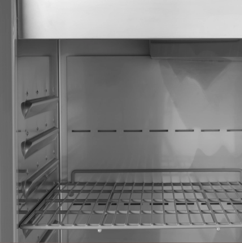 Kylm&auml;kaappi  GN2/1 py&ouml;rill&auml;